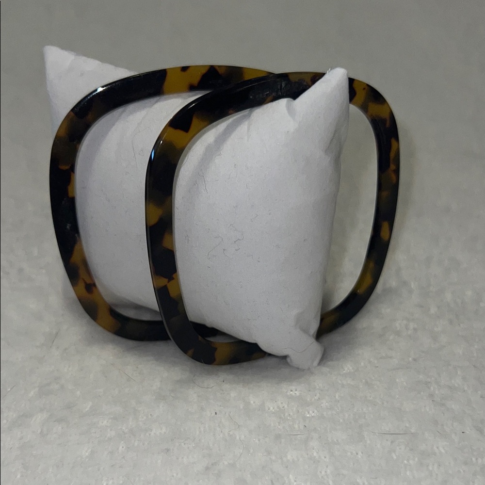 Tortoise Shell Square Bangles